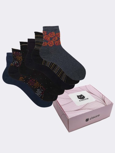 Schachtel mit 6 Paar Damensocken mit gemischten Mustern - Geschenkidee